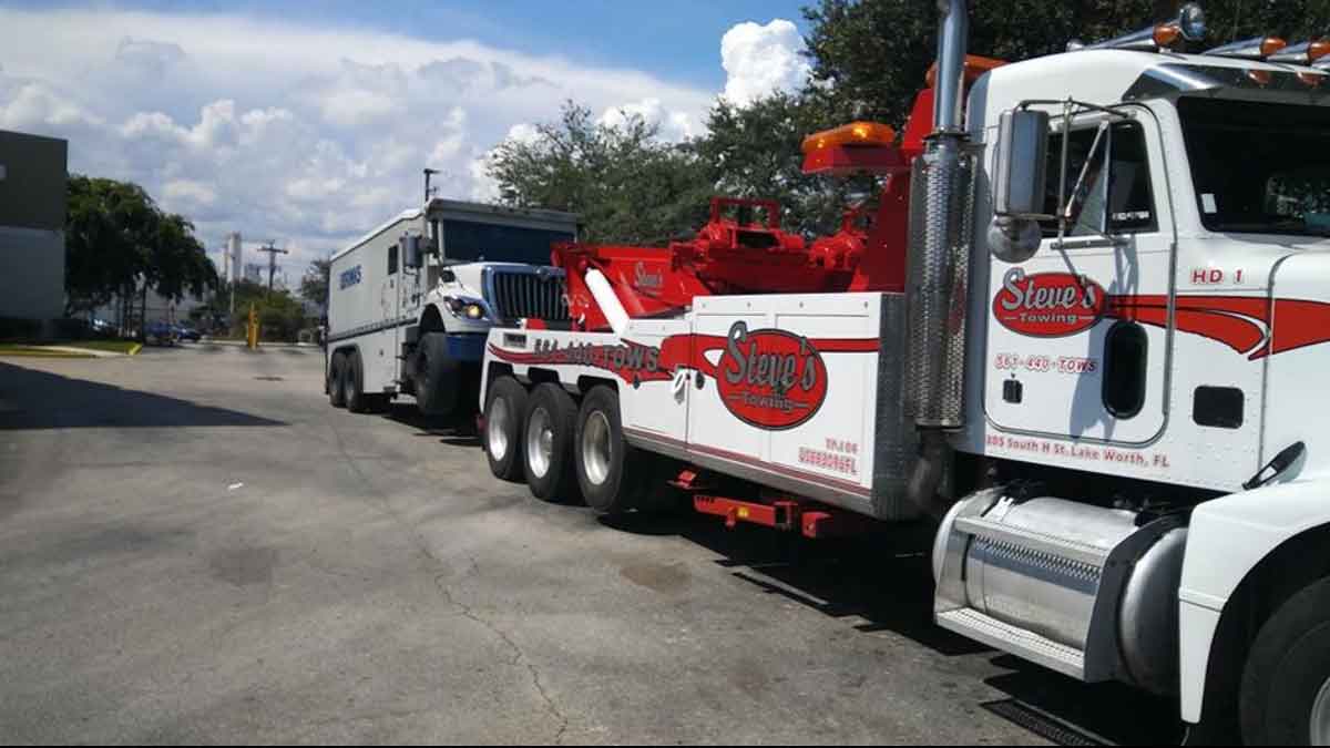 Heavy Towing Palm Beach County, FL